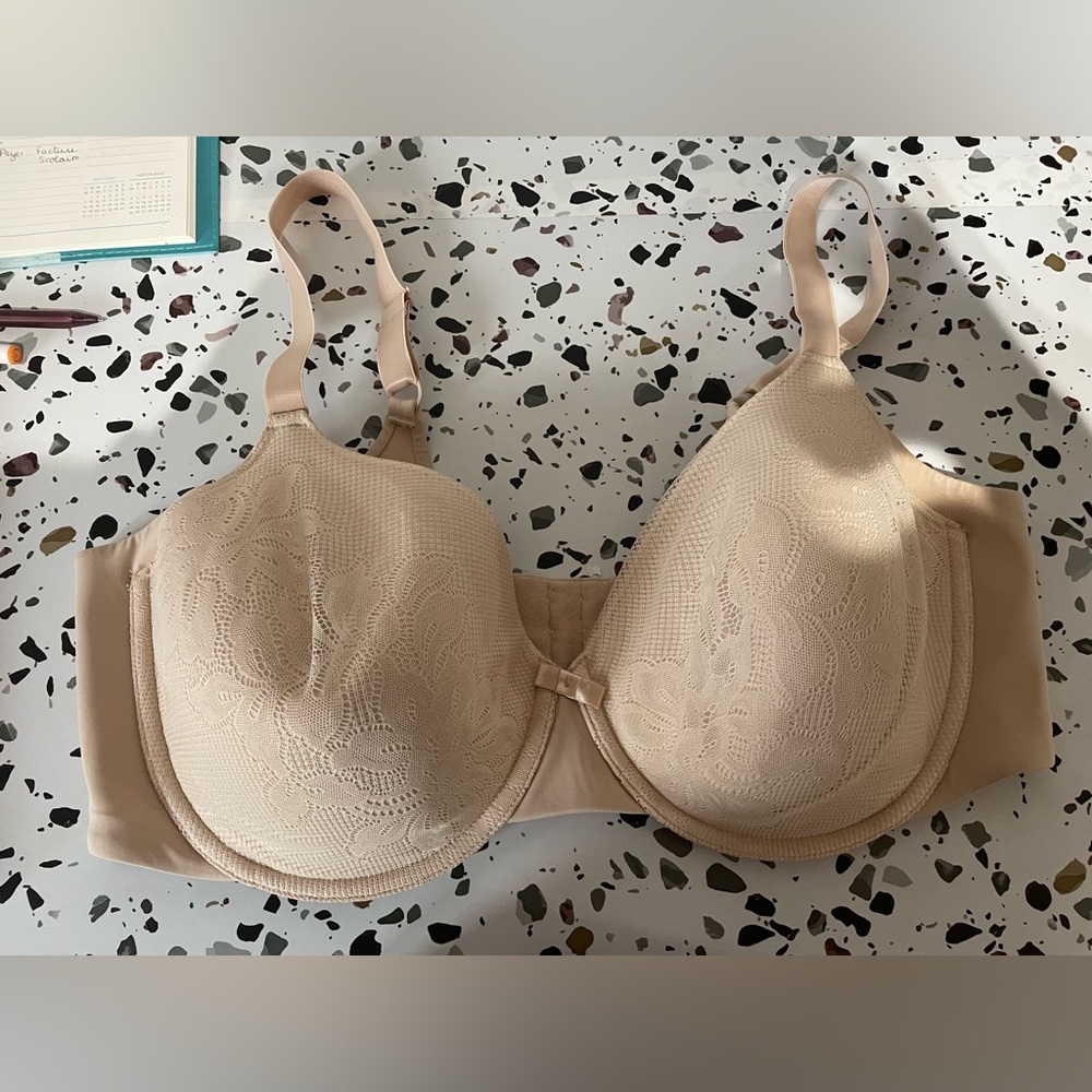 Elegant Beige Lace Bra